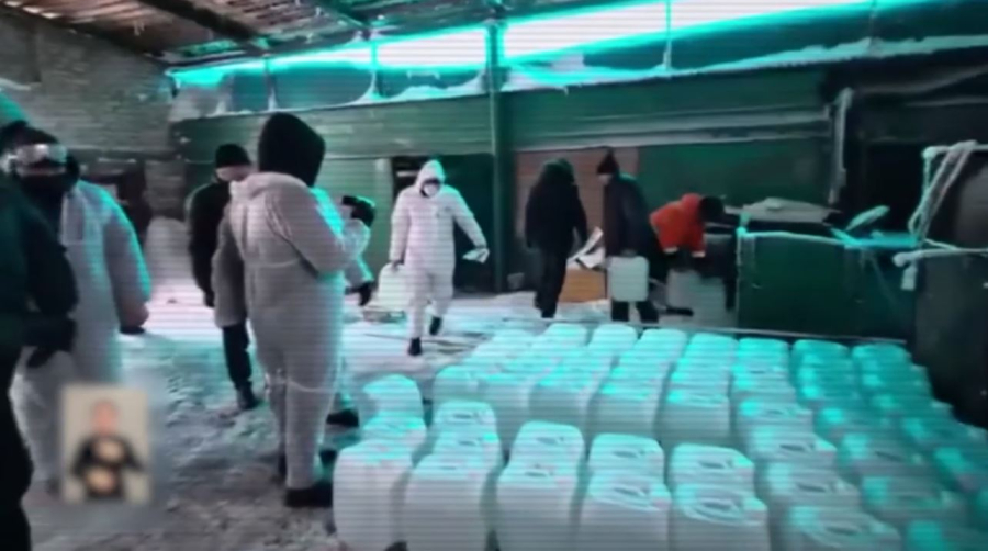 Есірткі өсірген әке мен бала ұсталды