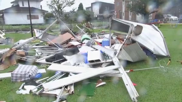 Жапонияда дауылдан төрт адам көз жұмды