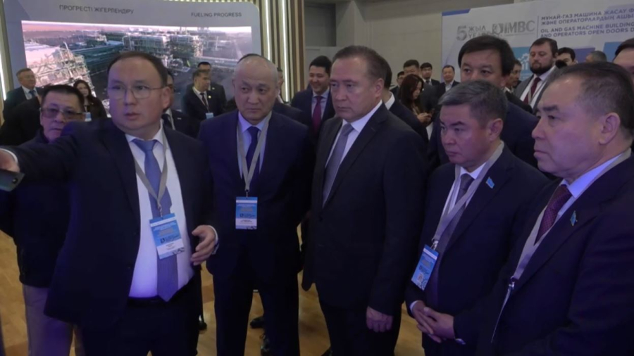 Развитие нефтегазового машиностроения: подписаны контракты на $700 млн