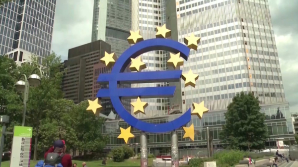 В Европе могут ограничить платежи наличными