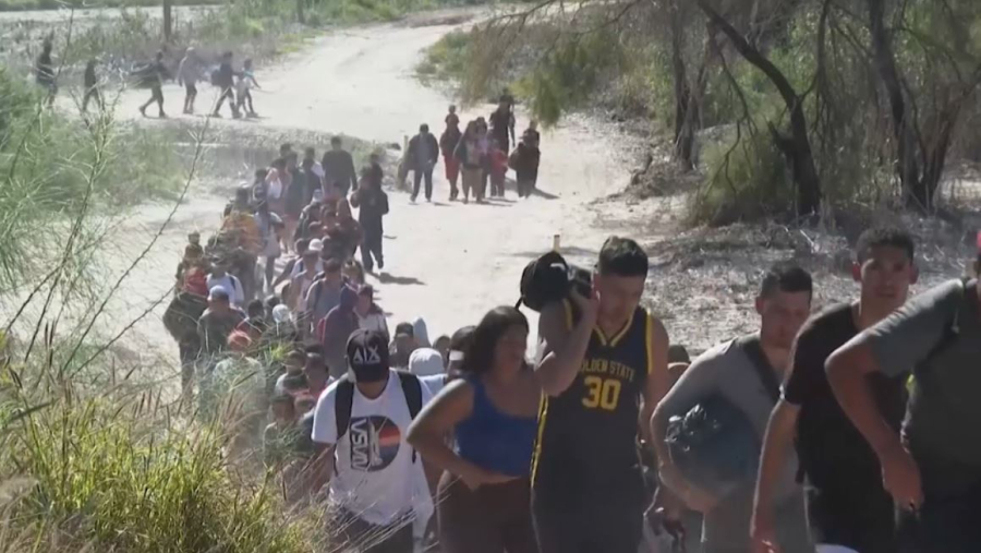 АҚШ-та заңсыз мигранттарға қысым күшейеді