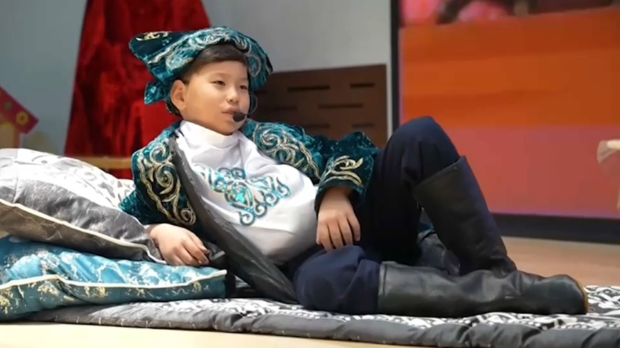 Жаркент оқушылары театр өнеріне жақындады