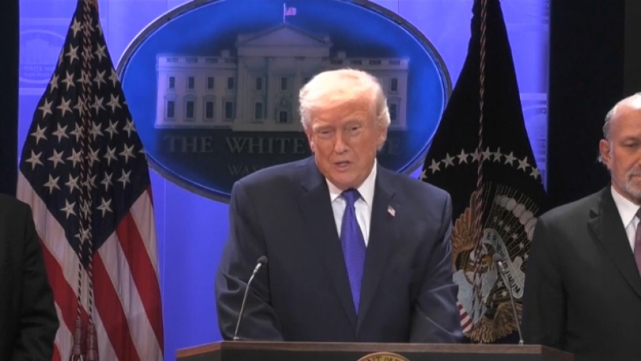 Трамп ввел 10-процентную пошлину на импорт из всех стран