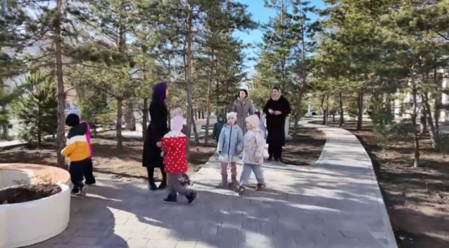 Скверы и парки открывают ко Дню Республики в Костанае