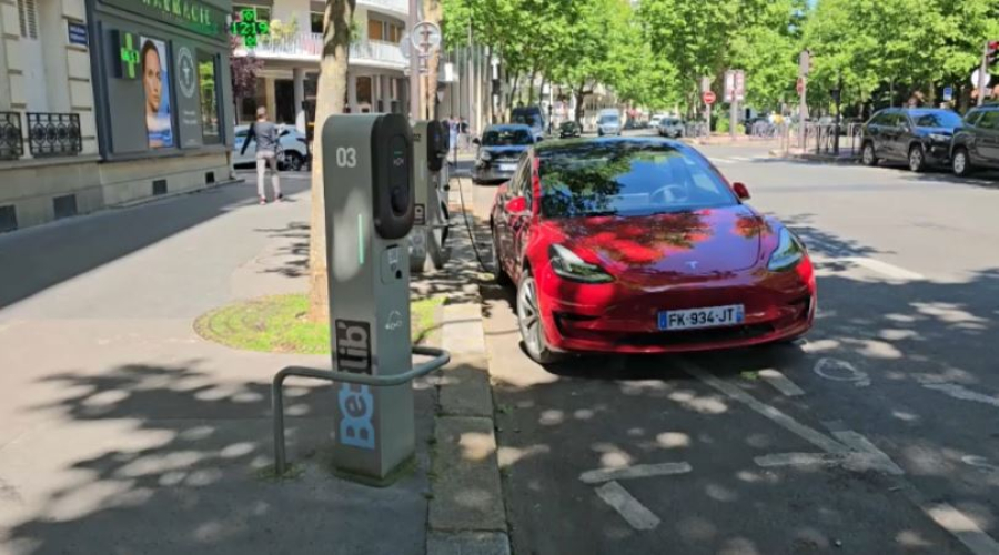 В 2025 году каждый четвёртый проданный в мире автомобиль будет электрическим — МЭА