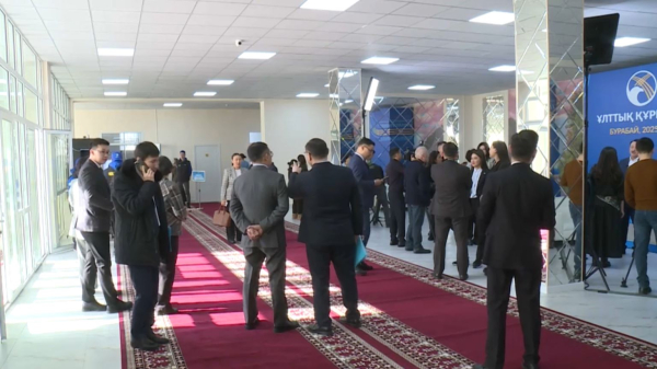 Члены Нацкурултая инициировали 120 предложений по итогам двух сессий. Саясат Нурбек