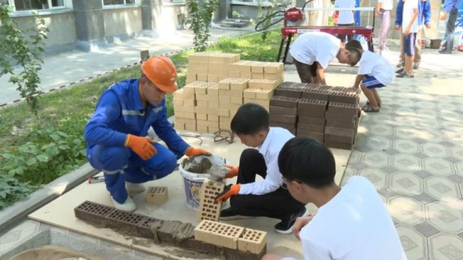 Учащиеся колледжей представили лучшие строительные проекты