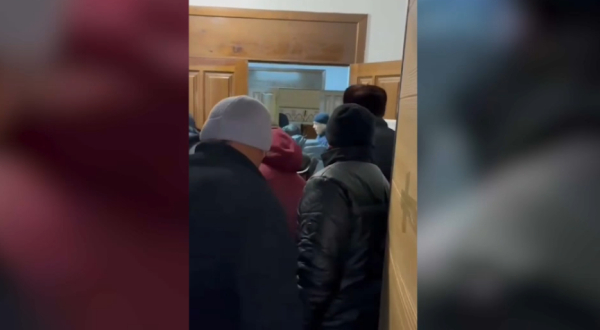 Аязда жолда қалған шетелдіктер құтқарылды