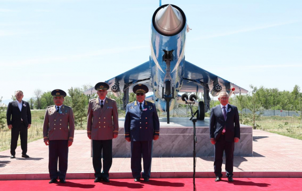 Талдықорған авиабазасына Сергей Луганскийдің есімі берілді