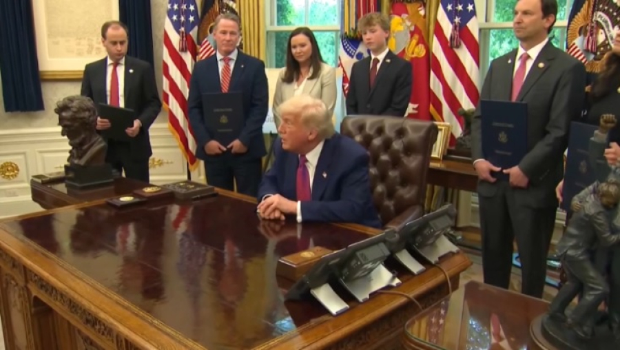 Трамп планирует повысить налог для богатых американцев