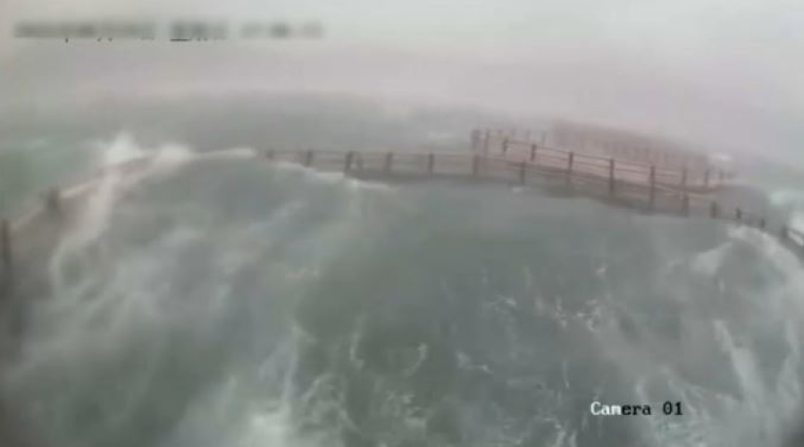 Тайфун «Кадзики» обрушился на юг Китая