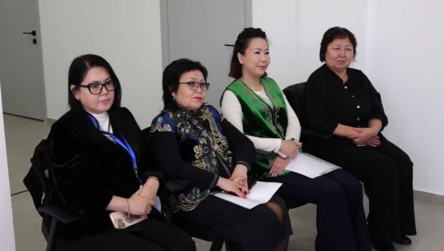 Референдум байқаушылар назарында