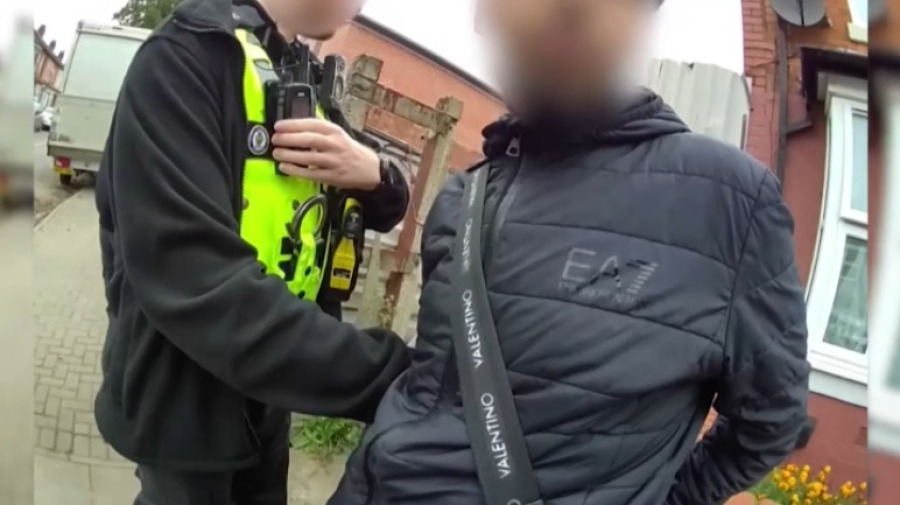 Рост ножевых атак в Великобритании: общество бьет тревогу