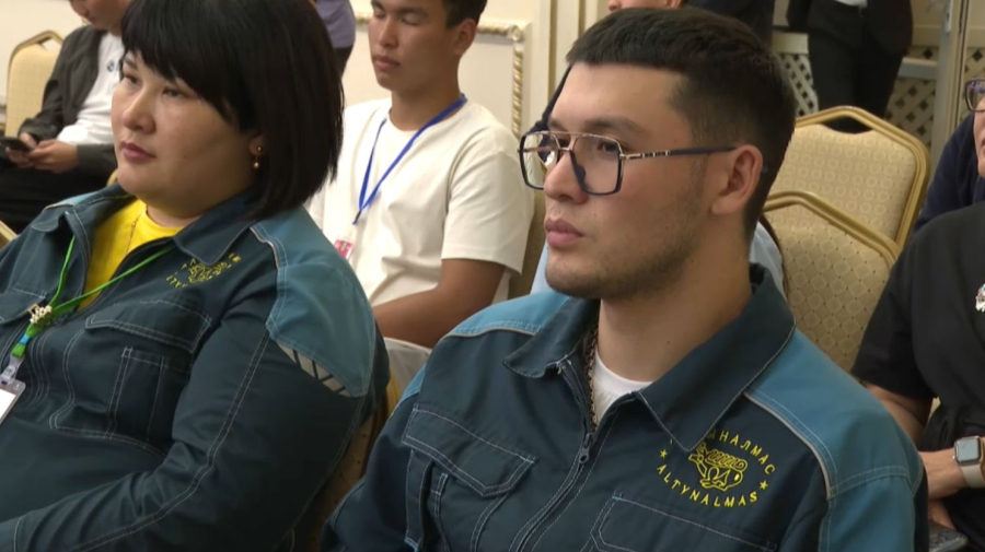 Павлодардағы жастар форумына қатысушылар тың идеяларды ортаға салды