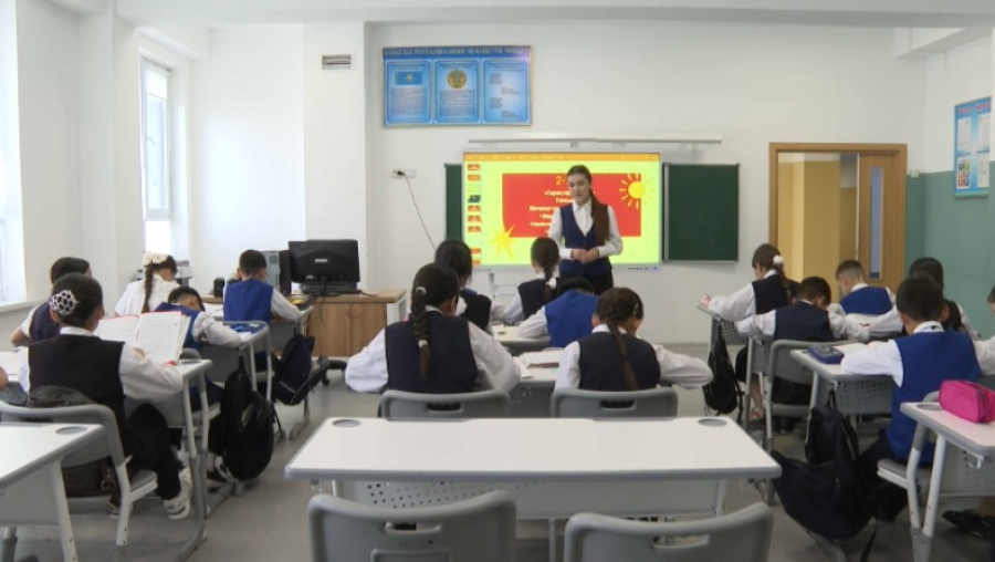 Молодых учителей принимают на работу без конкурса