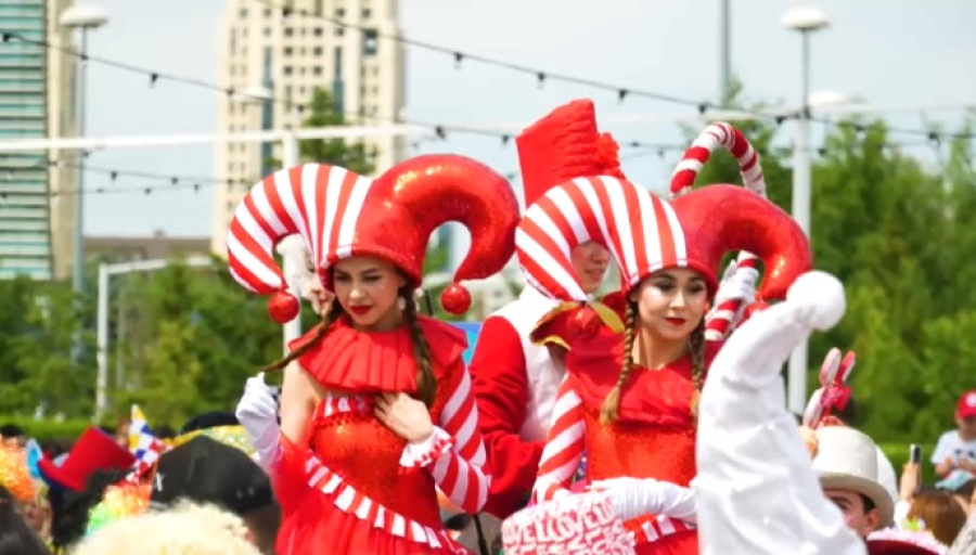 В Астане состоялся II международный фестиваль клоунов