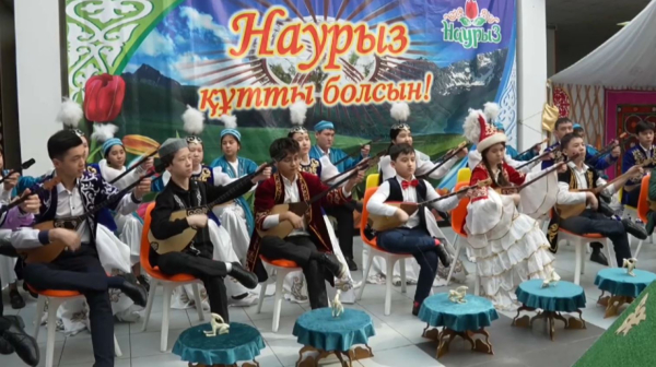 Более 100 павлодарских домбристов приняли участие в масштабном челлендже