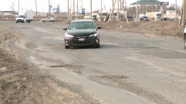 Атырау қаласындағы жолдардың 25 проценті тозып тұр