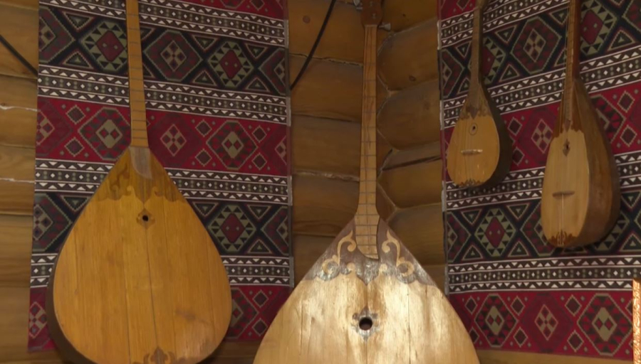 Домбыра 6000 жыл бұрын пайда болған