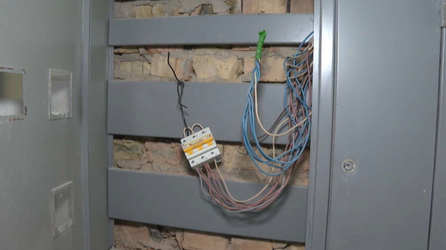 Таразда әлеуметтік баспана алған жұрт су мен жарыққа жарымай отыр