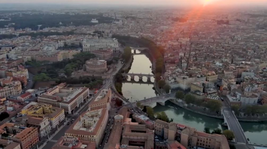 Италия Ресей мұнайына санкцияларды алып тастауға шақырды