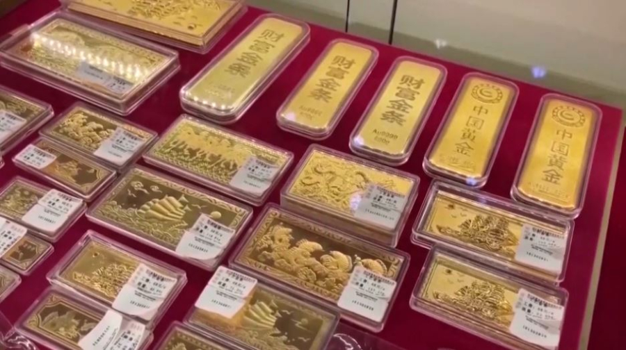 Золото дорожает по всему миру