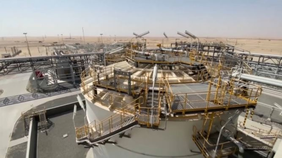 ОПЕК+ увеличит добычу нефти в декабре