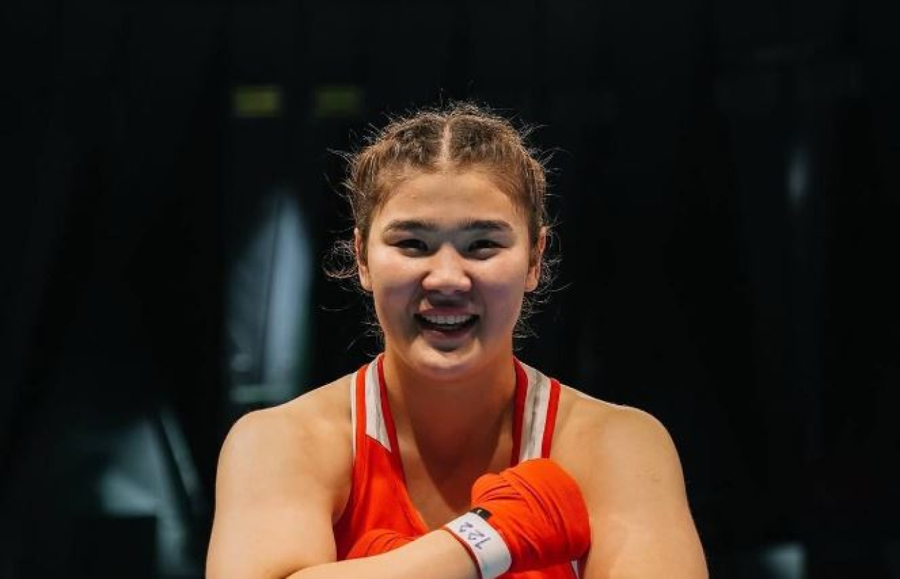 Чемпионат Азии по боксу: Бахыт Сейдиш вышла в финал