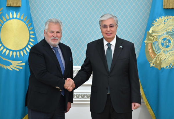 Нашақорлыққа қарсы күрес: Қ. Тоқаев пен А. Квасьневский кездесті