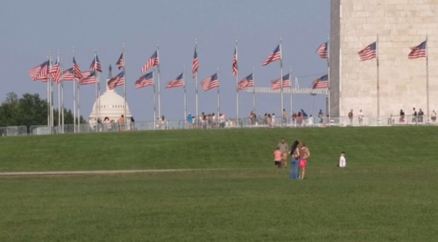 АҚШ-та пайыздық мөлшерлеме төмендеді