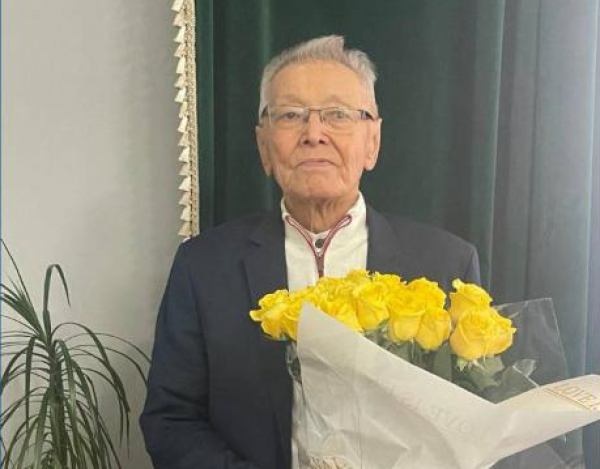 Президент наградил Наримана Кипшакбаева орденом «Отан»