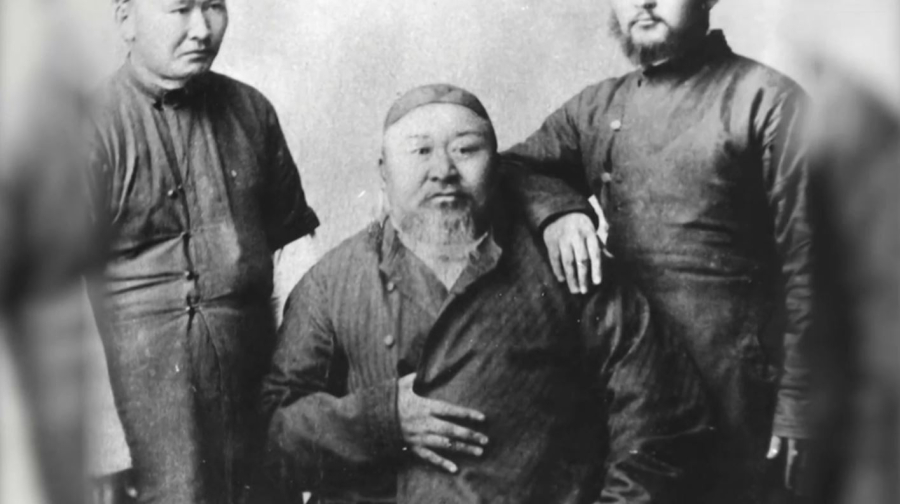 Абай мұрасы: көне жазбалар ізімен