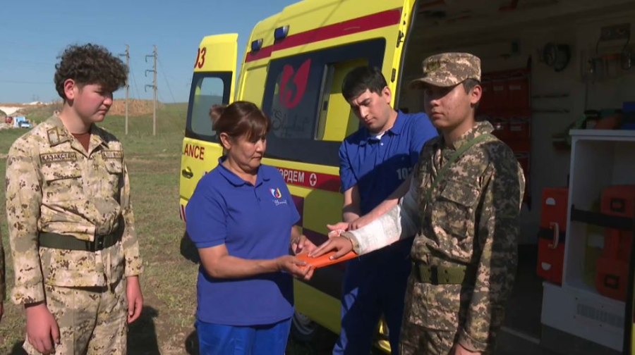 Учебно-полевые сборы объединили тысячи школьников в Шымкенте