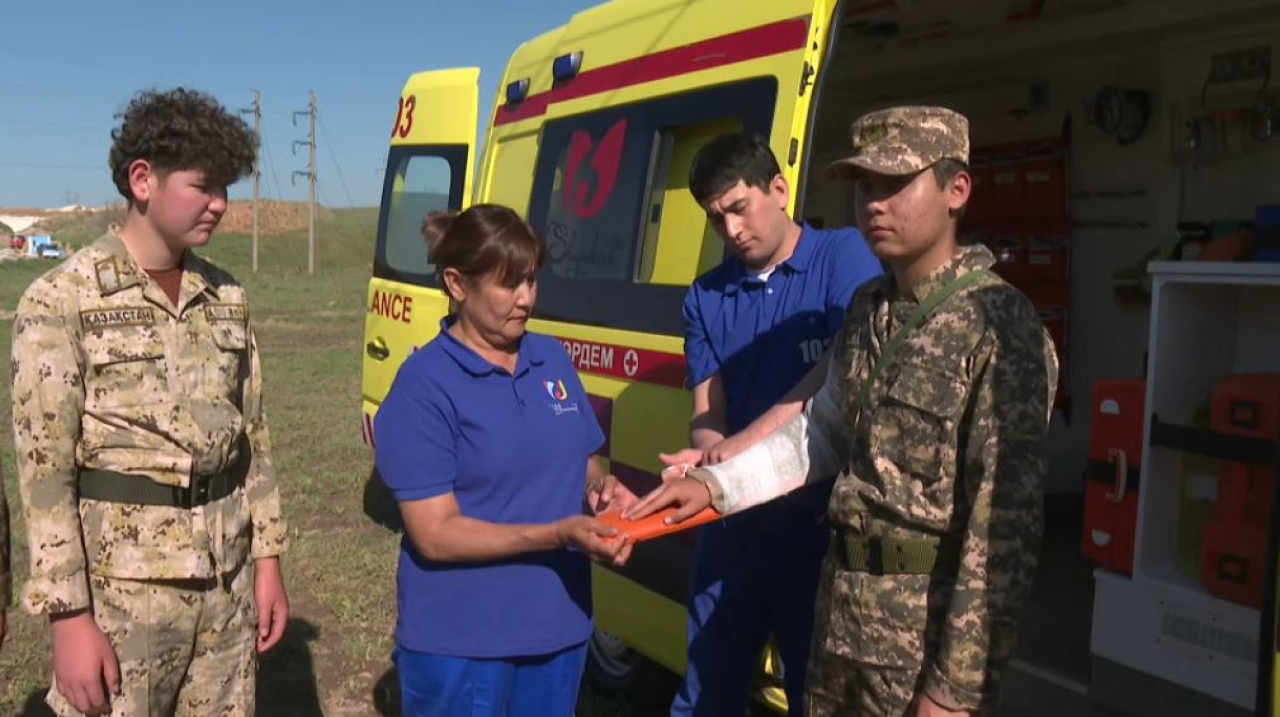 Учебно-полевые сборы объединили тысячи школьников в Шымкенте