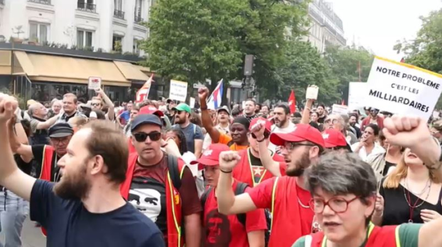 Во Франции прошли массовые первомайские демонстрации