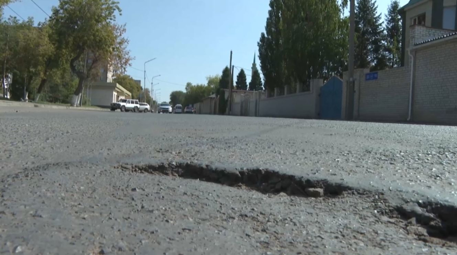 Более 1700 дефектов выявили на дорогах Павлодарской области