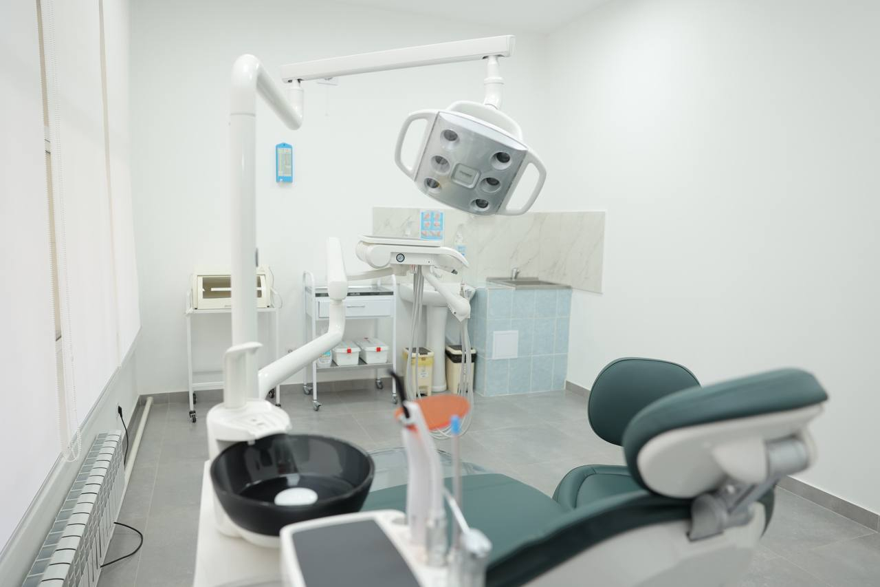 В казахстанских школах появились стоматологические кабинеты 