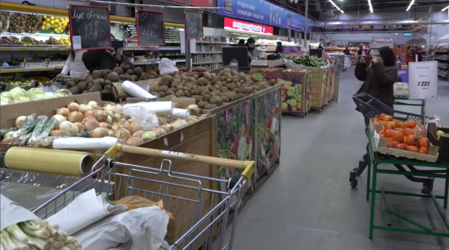 БҚО-да азық-түлікті негізсіз қымбаттатқан кәсіпкерлер жауапқа тартылды