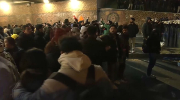 Протесты в Турции переросли в столкновения с полицией