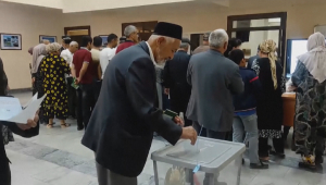 Референдум по изменению Конституции проходит в Узбекистане