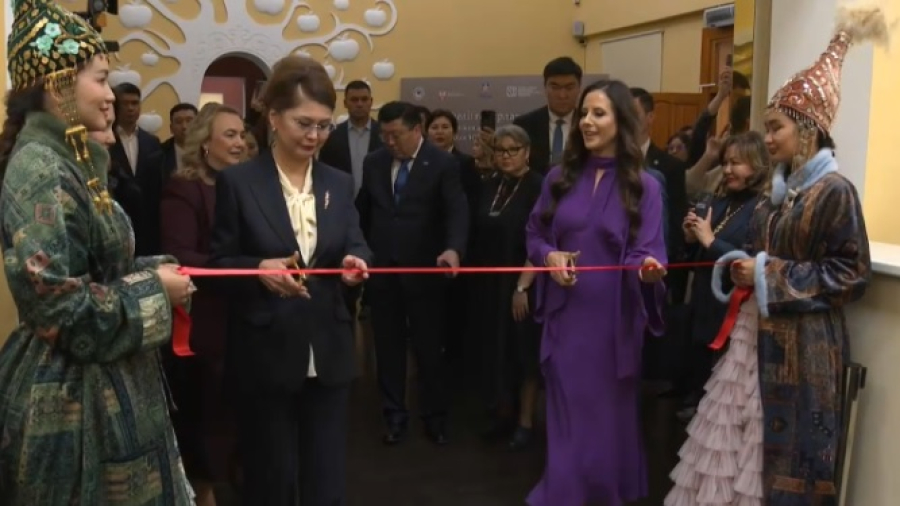 Первая леди Сербии открыла уникальную выставку в Алматы