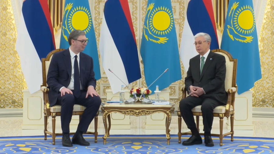 Қазақстан мен Сербия президенттері шағын құрамда кездесу өткізді