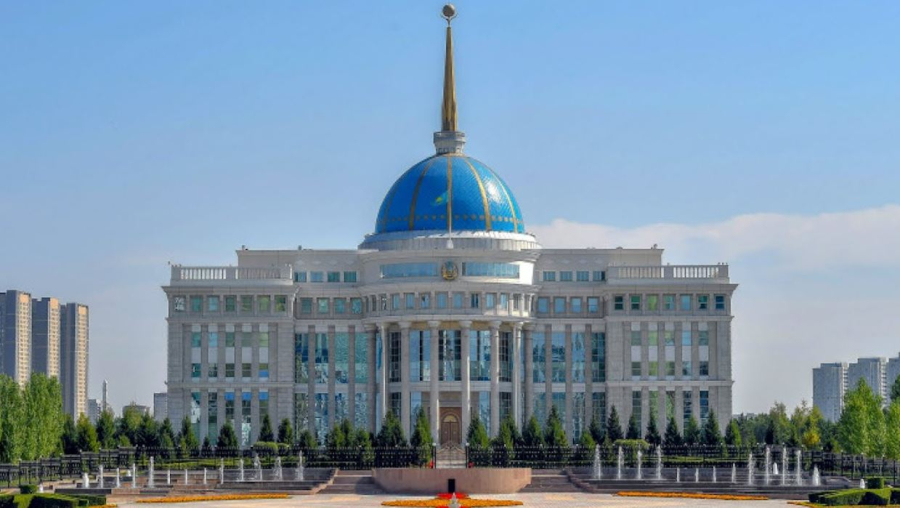 Президент ғылымға қосқан үлесі үшін мемлекеттік наградалар берді