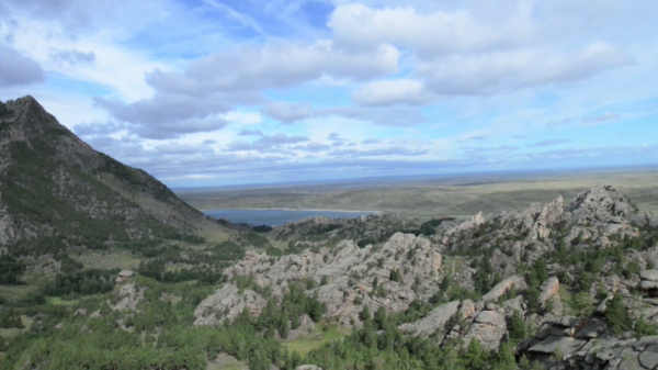 Баянауыл ұлттық паркіндегі заңсыз салынған 4 нысан сүрілді