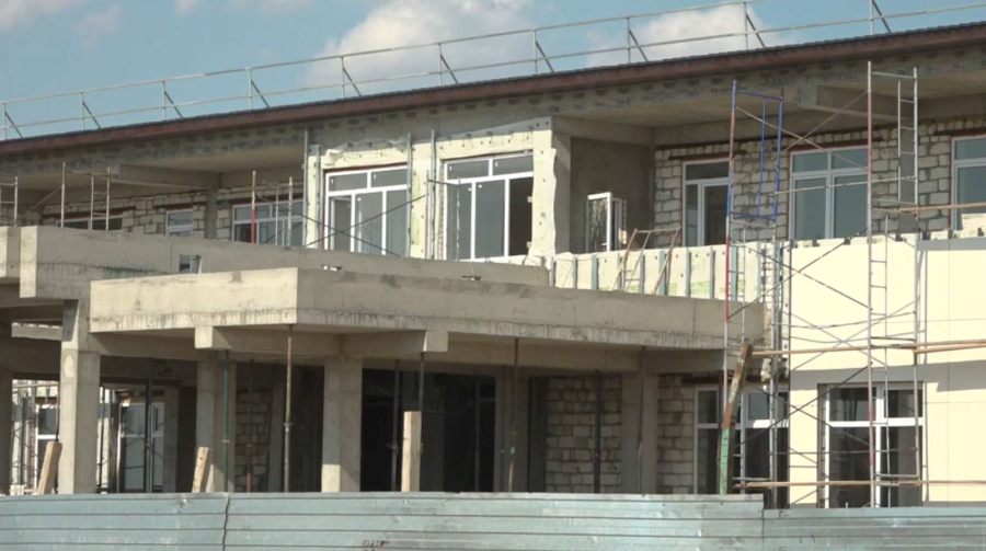 Атырау облысындағы ауылдарда құрылыс қарқынды жүріп жатыр