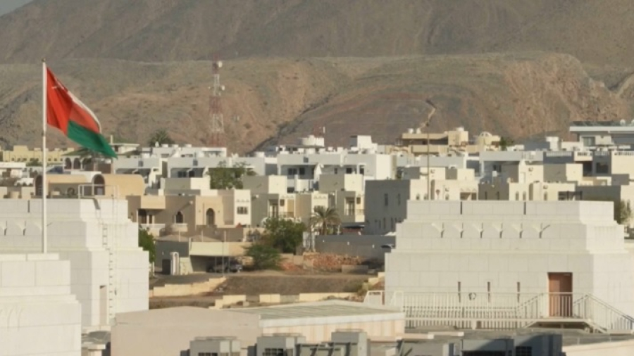 Глава МИД Ирана прибыл в Оман на переговоры с США