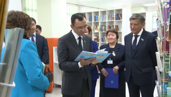 В Астане и Алматы построят круглосуточные библиотеки