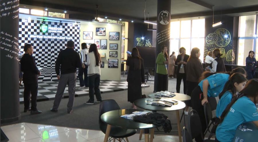 Алматыда III Халықаралық «Білім берудегі шахмат» конференциясы басталды