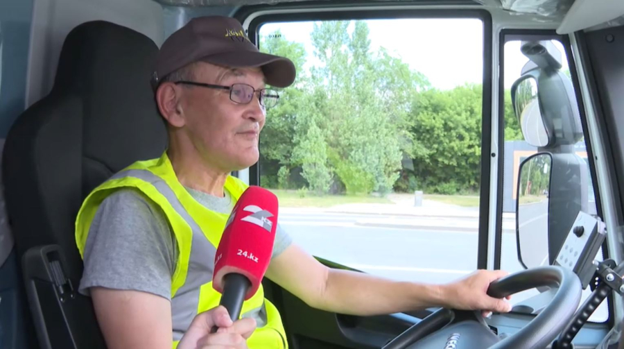 За кулисами чистоты: как работают коммунальщики в Астане