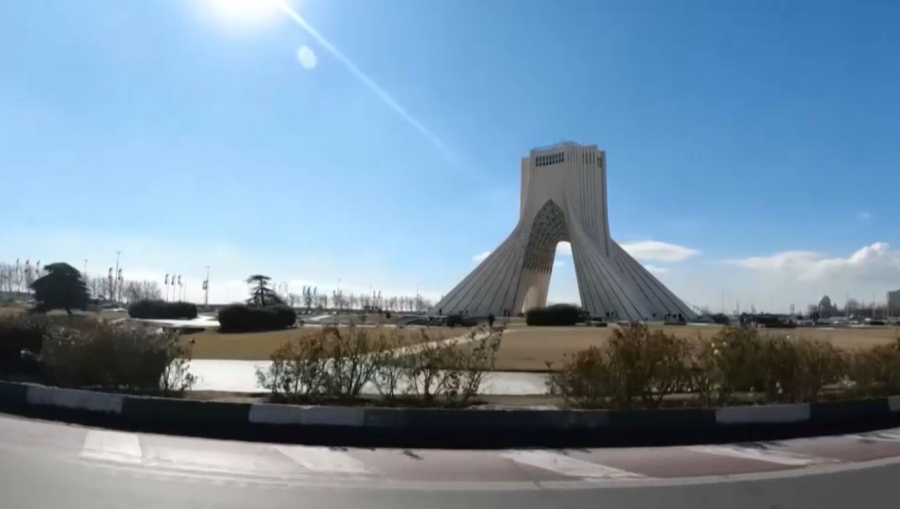 Иран требует компенсации от пяти стран